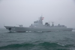 中國海軍052D型貴陽號導彈驅逐艦在青島附近參加海軍演練。 （2019年4月23日）