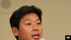 中国政治活动人士杨建利(资料照片)