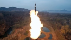 전문가 “북한 고체연료 IRBM, 괌 주둔 미 공군에 큰 위협…시험발사 계속할 것”