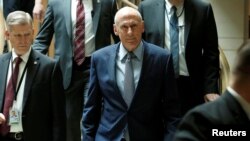 Direktor Nacionalnih obaveštajnih službi Den Kouts