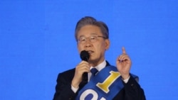 한국 집권 더불어민주당의 이재명 대선 후보가 지난 10월 경선 과정에서 연설하고 있다.