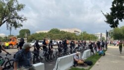 Police officers on bicycles are seen ahead of a rally by supporters of former President Donald Trump at the U.S. Capitol, on Capitol Hill in Washington, Sept. 18, 2021. (Carolyn Presutti/VOA)