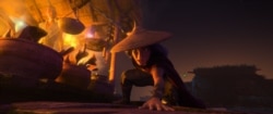 Pencak silat menginspirasi keahlian bela diri karakter Raya. (Foto: Courtesy/Disney Media and Entertainment Distribution)