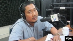 FILE - Long Panhavuth, a leading court monitor at the Cambodia Justice Initiative, says a political deal is needed to move the cases to trial. (Lim Sothy/VOA Khmer)