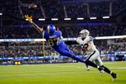 지난 8월 NFL '로스앤젤레스 램스'와 '라스베이거스 레이더스' 선수들이 경기하고 있다.(자료 사진)