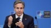 Menteri Luar Negeri AS Anthony Blinken
memberikan konferensi pers pasca pertemuan NATO di Brussel, Belgia Rabu (24/3). 