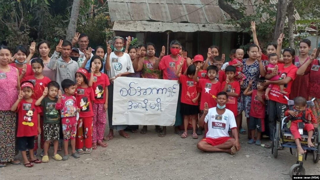 ထိုင်းနယ်စပ်မြန်မာအလုပ်သမားများ စစ်အာဏာသိမ်းမှုဆန့်ကျင်