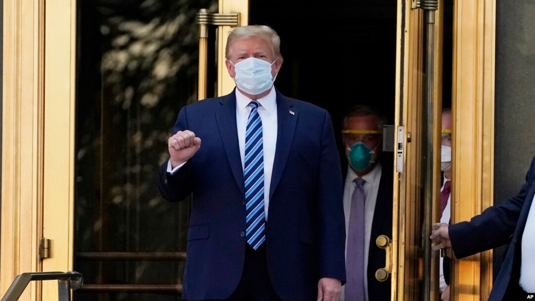 သမ္မတဟောင်း Trump။