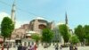 Tourists Flocking to Turkey as Turkish Lira Drops