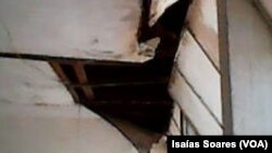 Tecto de escola em avançado estado de degradação, Malanje