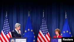 FILE - U.S. Secretary of State John Kerry, EU foreign policy chief Catherine Ashton, Geneva, April 17, 2014.