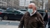 Alen Vajselberg, bivši finansijski direktor Tramp organizacije dolazi u sud na izricanje presude zbog finansijskih malverzacija.
