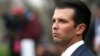 Donald Trump Jr., putra Presiden Trump, dilaporkan telah bertemu utusan Saudi dan utusan UEA pada tahun 2016.