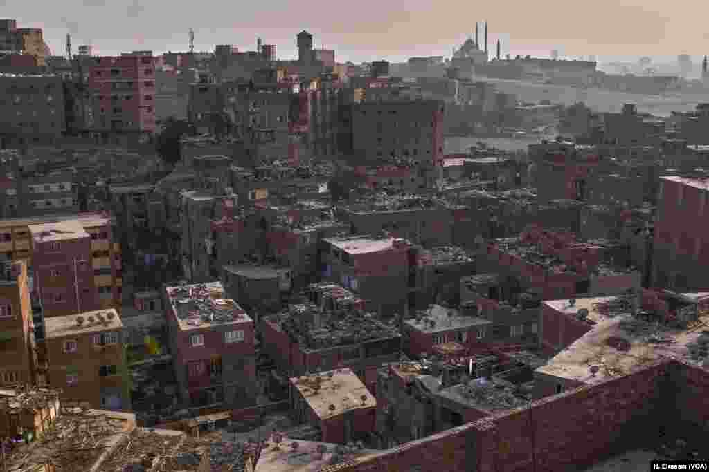 A view of Manshiyat Nasser, an impoverished eastern Cairo district known commonly as “Garbage City,” where the capital’s garbage and food leftovers are dumped and, in some cases, recycled. The Association for the Protection of the Environment, an NGO in Cairo, says almost 40 percent of food in Egypt is wasted.