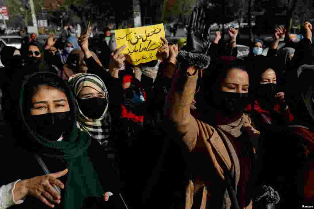 ممنوعیت بر حق تحصیل دختران افغان نیز با واکنش گسترده هم در داخل و هم در بیرون افغانستان مواجه شد.