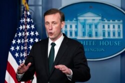 Penasihat Keamanan Nasional Gedung Putih Jake Sullivan berbicara dalam jumpa pers di Gedung Putih di Washington, Selasa, 17 Agustus 2021. (Foto: AP/Manuel Balce Ceneta)