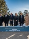Group photo of top diplomats from Britain, Canada, France, Germany, Italy, Japan and the United States meeting in Charlevoix, Quebec. (Courtesy: G7)