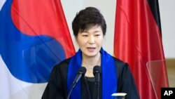 박근혜 한국 대통령이 지난 28일 드레스덴 공대에서 기념연설을 했다.