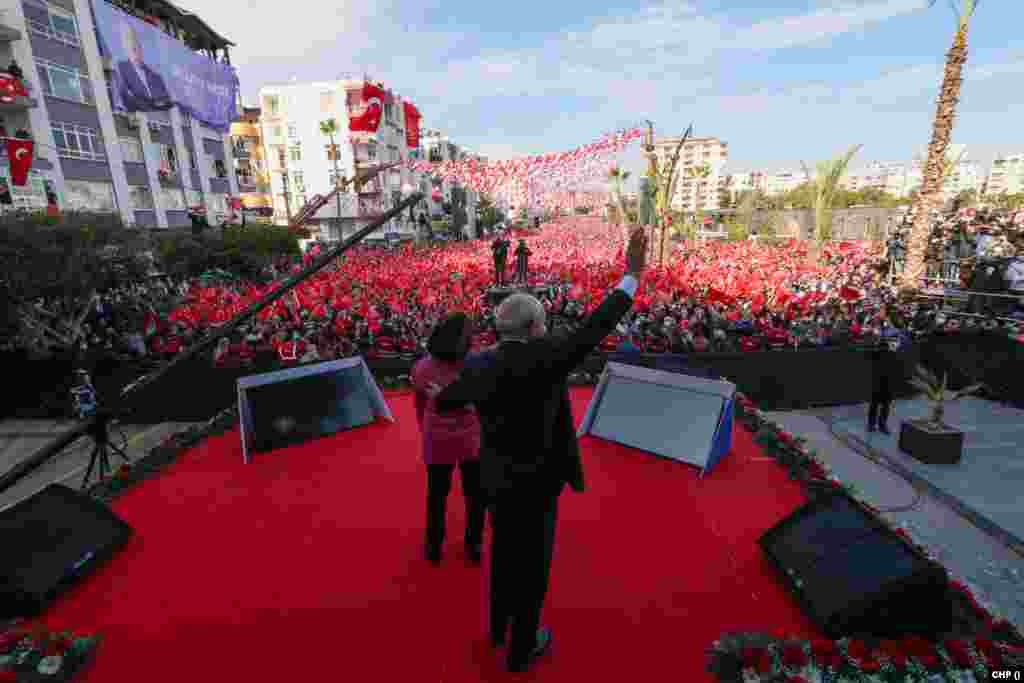 Turkey's main opposition party CHP leader Kilicdaroglu is holding a rally in Mersin, Turkey