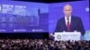 Presiden Rusia Vladimir Putin berbicara hari Jumat (7/6) pada forum investasi/ekonomi internasional (SPIEF) di St. Petersburg, Rusia.
