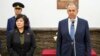 Wasiirka arrimaha dibedda Kuuriyada Waqooyi Choe Son Hui (Bidix) iyo wasiirka arrimaha dibedda Ruushka Sergei Lavrov.