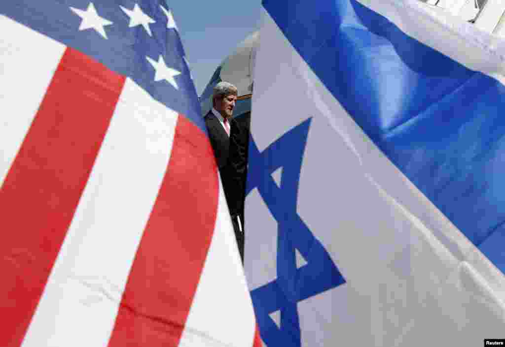U.S. Secretary of State John Kerry arrives in Tel Aviv, Israel, May 23, 2013.