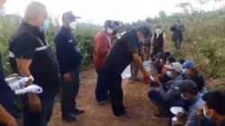 Myanmar illegal migrants and human traffickers arrested on Thai border. (Photo- Thai Police)