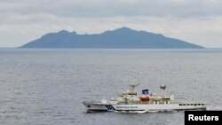 Sebuah kapal penjaga pantai Jepang melakukan patroli (foto: ilustrasi).