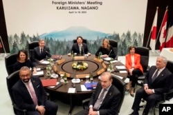 Pertama pertemuan para menteri luar negeri G7 di sebuah hotel di Karuizawa, prefektur Nagano, Jepang Senin, 17 April 2023. (Foto: via AP)