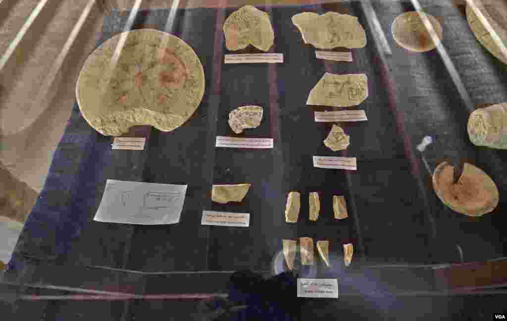 Stone tools and other items found during the excavations. Dr. Hawass says a second expedition working in the East Valley is the largest since Howard Carter discovered the tomb of Tutankhamun in 1922. (H. Elrasam/VOA)