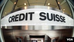 Wakil Jaksa Agung AS, James Cole meminta informasi warga AS yang menyimpan uang di Credit Suisse dan bank Swiss lainnya.