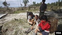 Korban tsunami di Mentawai akan segera dibantu membangun hunian tahan gempa.