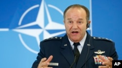 Komandan militer NATO, Jenderal Philip Breedlove prihatin atas situasi di Ukraina timur (foto: dok).