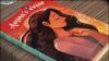 Buku baru karya penulis Hena Khan yang berjudul "Amina’s Voice". 