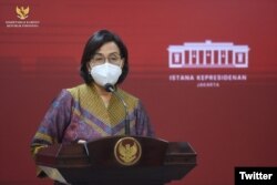 Menteri Keuangan Sri Mulyani di Istana Kepresidenan Jakarta, Rabu, 16 Februari 2022. (Twitter/setkabgoid)