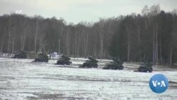 Ucrânia: Moscovo anuncia retirada de algumas tropas, Ocidente espera para ver
