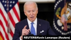 Obraćanje američkog predsednika u Beloj kući (Foto: REUTERS/Kevin Lamarque)