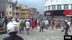 Bentrokan antar massa yang terjadi di kota Ambon, Maluku (11/9) mengakibatkan 7 orang meninggal dunia.