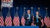 Presiden AS Donald Trump dan Wapres Mike Pence dalam konvensi Partai Republik di Charlotte, North Carolina. 