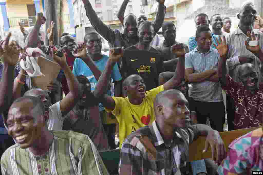 The opposition All Progressives Congress (APC) declared victory for its candidate, former military ruler Muhammadu Buhari, in Nigeria's presidential election, saying that the country is "witnessing history."