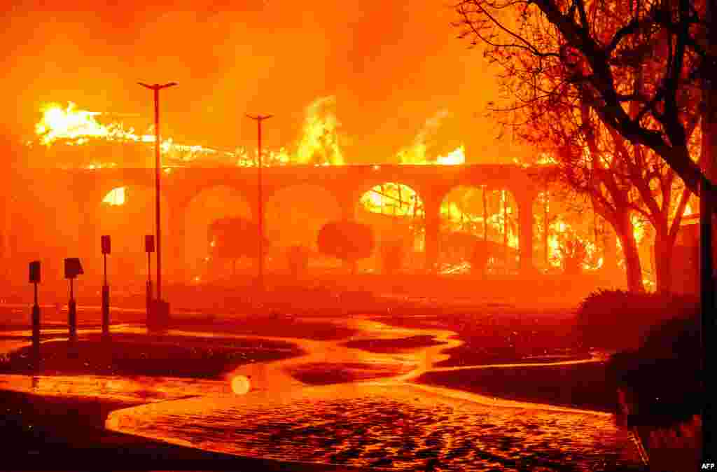 The Pasadena Jewish Temple & Center burns during the Eaton fire in Pasadena, California, Jan. 7, 2025.