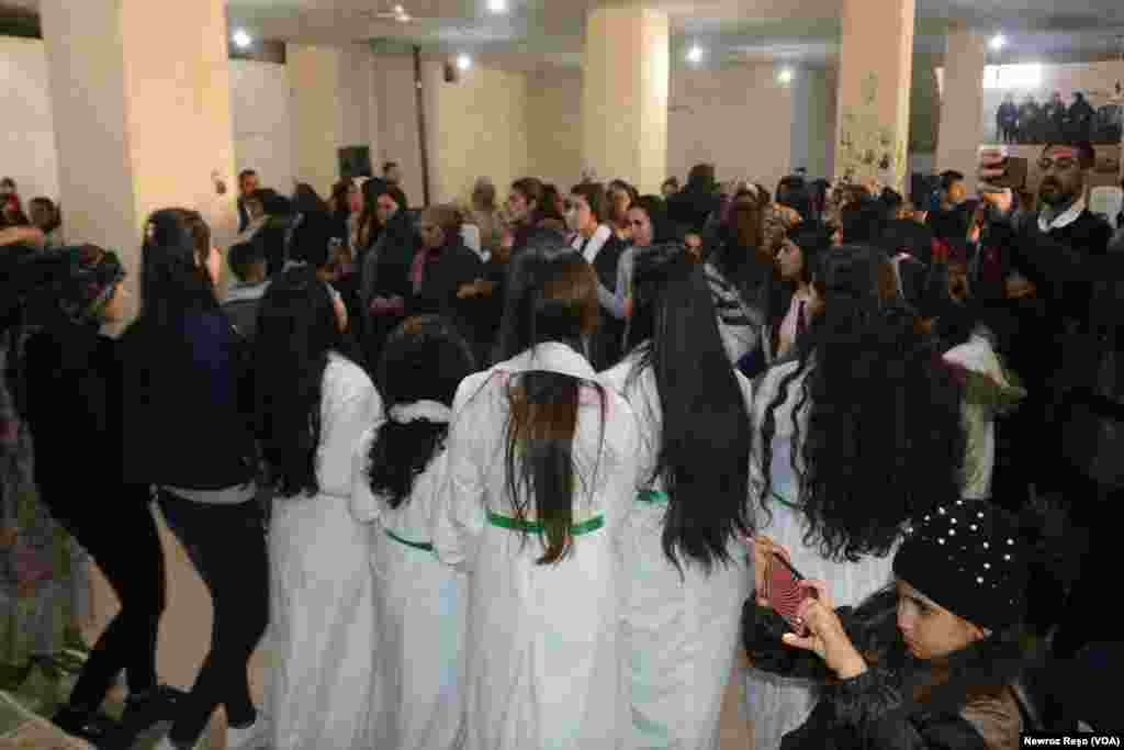 Êzîdîyên Efrînê di Cejna Xizir Îlyas da li Şehba