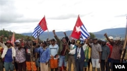 Salah satu demonstrasi para aktivis Organisasi Papua Merdeka (OPM) tahun 2008. Pemerintah Indonesia akan melibatkan OPM dalam upaya dialog dengan rakyat Papua.