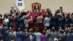 南韓國會透過代總統韓德洙彈劾案 副總理兼財長崔相穆接任
