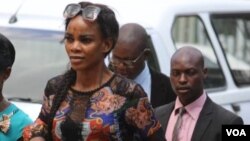 Marry Chiwenga, center, arrives at Harare Magistrate Court, in Harare, Zimbabwe, Dec. 16, 2019. (Columbus Mavhunga/VOA)