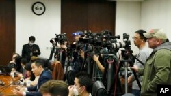 중국외신기자클럽(FCCC)은 8일 외신기자들을 대상으로 한 인터뷰와 설문조사를 토대로 '2023 취재환경 연례보고서'를 내고, 중국에서 활동하는 외신기자 중 99%가 중국 내 취재 보도 여건이 국제 보도 기준에 부합하지 않는다고 답했다고 밝혔다. (자료사진)