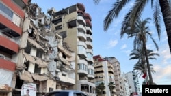 File - Bangunan yang hancur di Tyre, Lebanon, 24 Januari 2025. 