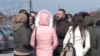 Nesuglasice među okupljenima na protestu u Gračanici
