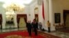 Presiden Joko Widodo menerima kunjungan Menteri Pertahanan Amerika Serikat James Norman Mattis di Istana Merdeka, Jakarta, 23 Januari 2018. (Foto: VOA/Andylala)