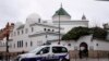 Perancis akan Gerebek Masjid-masjid Yang Sebarkan Ajaran Radikal